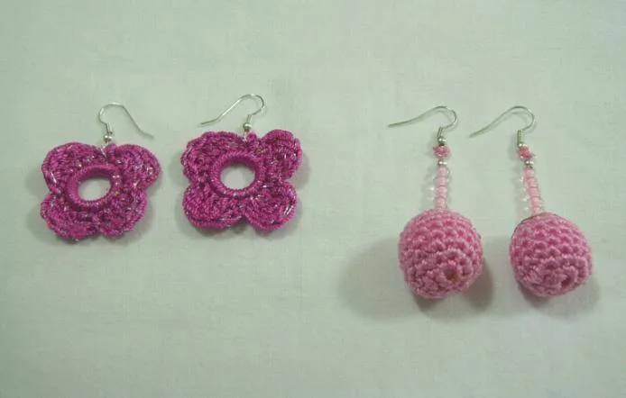 Aretes tejidos en crochet Catherinne P. - Artelista.com Aretes tejidos en crochet Catherinne P. - Artelista.com