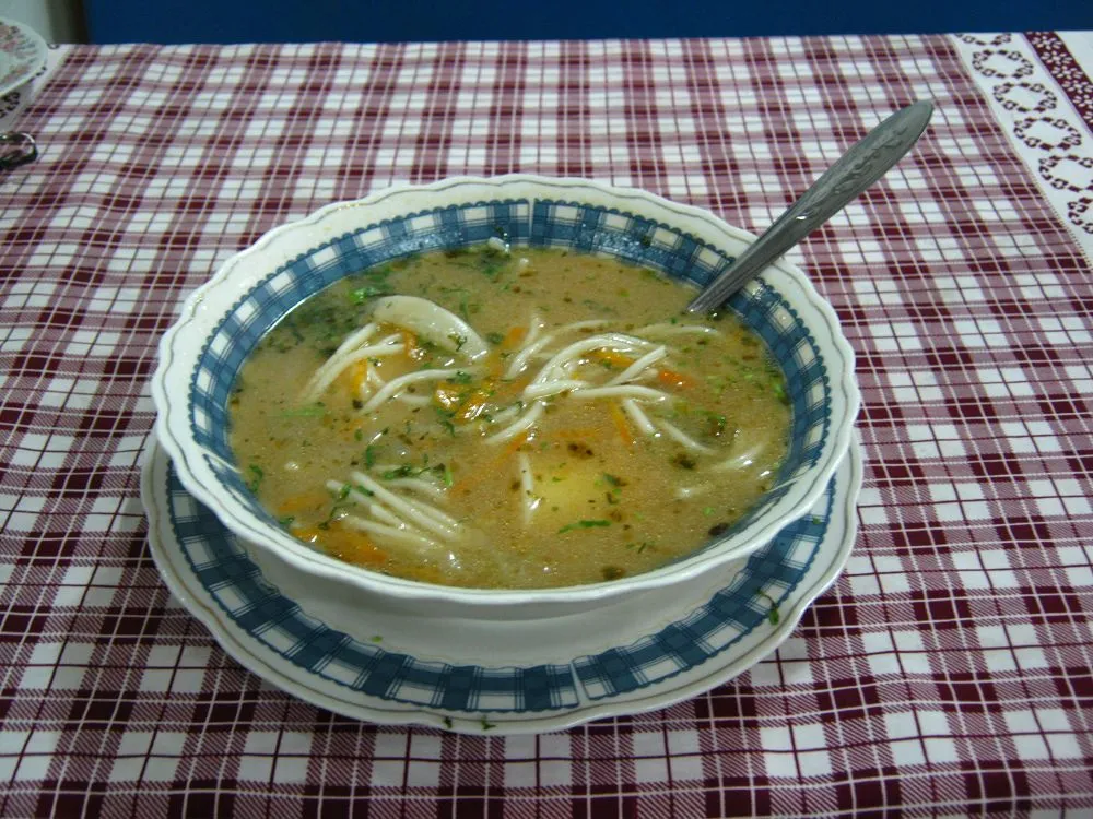 Arica 10. Ceviche, higiene, accidente, uniformes escolares, y platos Arica 10. Ceviche, higiene, accidente, uniformes escolares, y platos