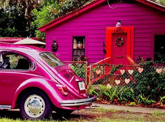 Arquitectura de Casas: Una casa de colores fuertes en Estados Unidos. Arquitectura de Casas: Una casa de colores fuertes en Estados Unidos.