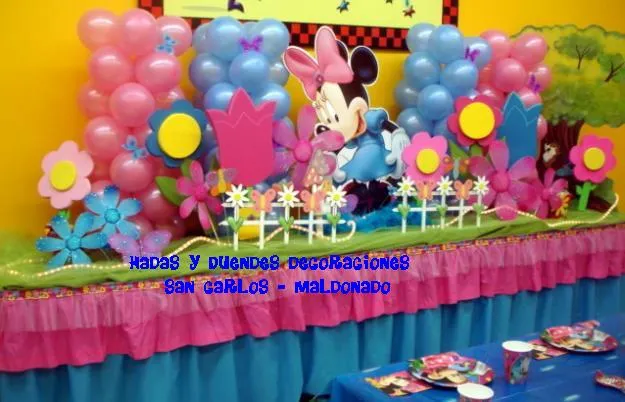 Decoración de fiesta tematica de Minnie - Imagui