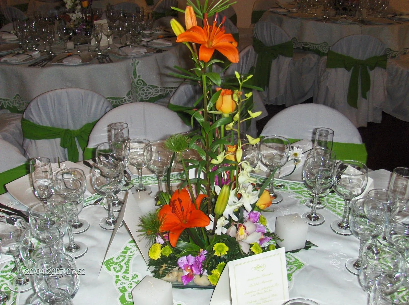 Arreglos florales para 15 años centros de mesa - Imagui