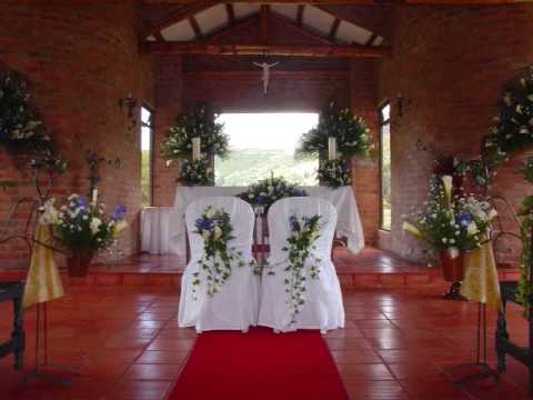 Arreglos Florales Banquetes Pablo VI - YouTube