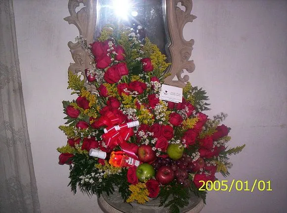 Arreglos con rosas naturales - Imagui