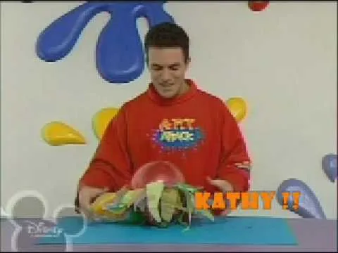 ART ATTACK ::: VERSION LATINO ::: - YouTube