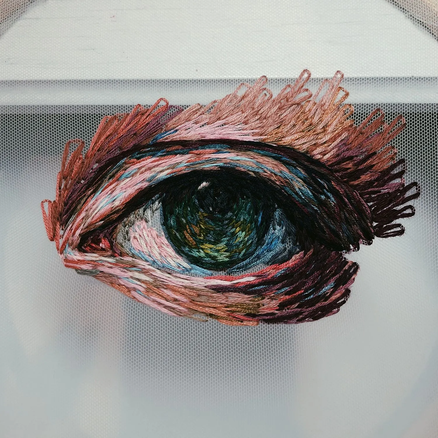El arte del bordado en tul según Katerina Marchenko - Cultura Inquieta El arte del bordado en tul según Katerina Marchenko - Cultura Inquieta