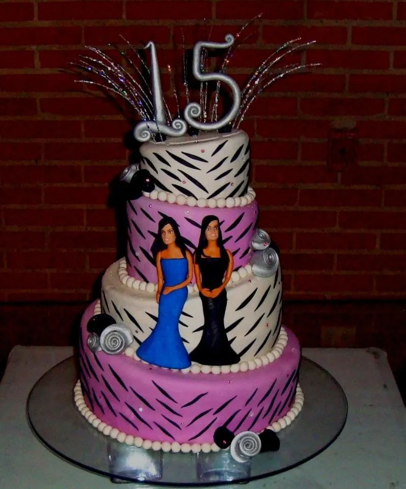 ARTE DULCE LORI: TORTA DESNIVELADA 15 PRIMAVERAS ARTE DULCE LORI: TORTA DESNIVELADA 15 PRIMAVERAS