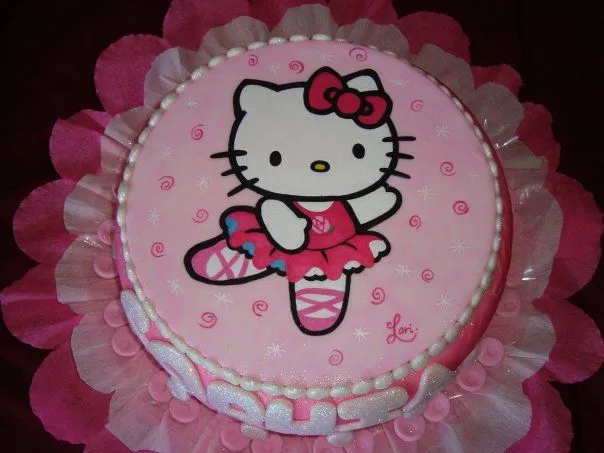 ARTE DULCE LORI: Tortas de Hello Kitty