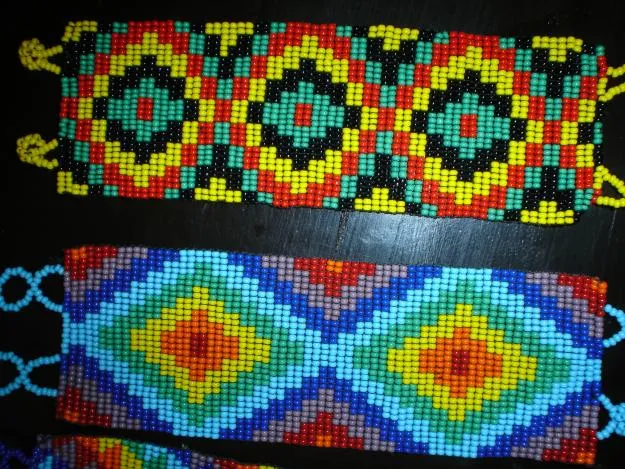 Pulseras huicholas - Imagui