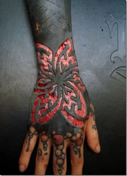 El arte del sufrimiento en la piel: el tatuaje por escarificación ... El arte del sufrimiento en la piel: el tatuaje por escarificación ...