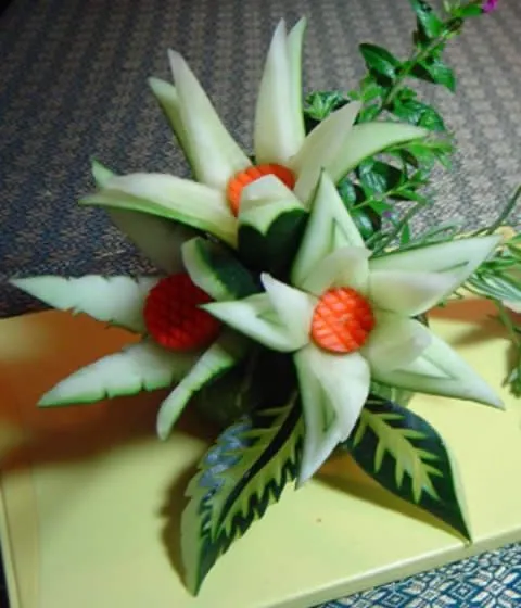 El arte del tallado de frutas y verduras - Bricolaje - Guía de ... El arte del tallado de frutas y verduras - Bricolaje - Guía de ...