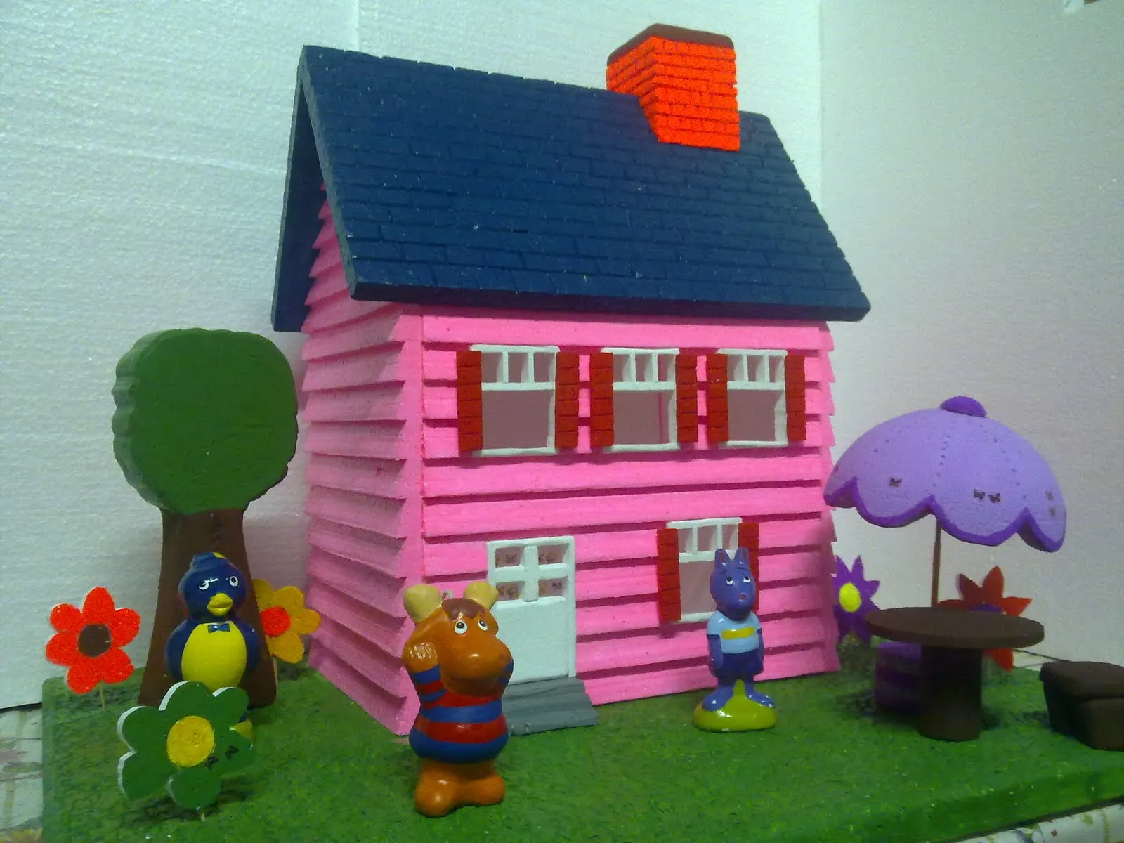 Arte en Tecnopor Piura: Casa Backyardigans Arte en Tecnopor Piura: Casa Backyardigans