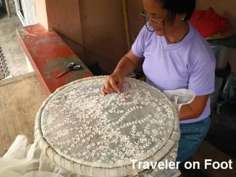 Artesanías Chiapanecas: Tipos de Bordados y Puntos de Bordados