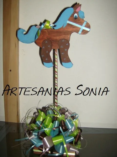 Artesanias Sonia: Caballito de Madera para Centro de mesa de Baby ... Artesanias Sonia: Caballito de Madera para Centro de mesa de Baby ...