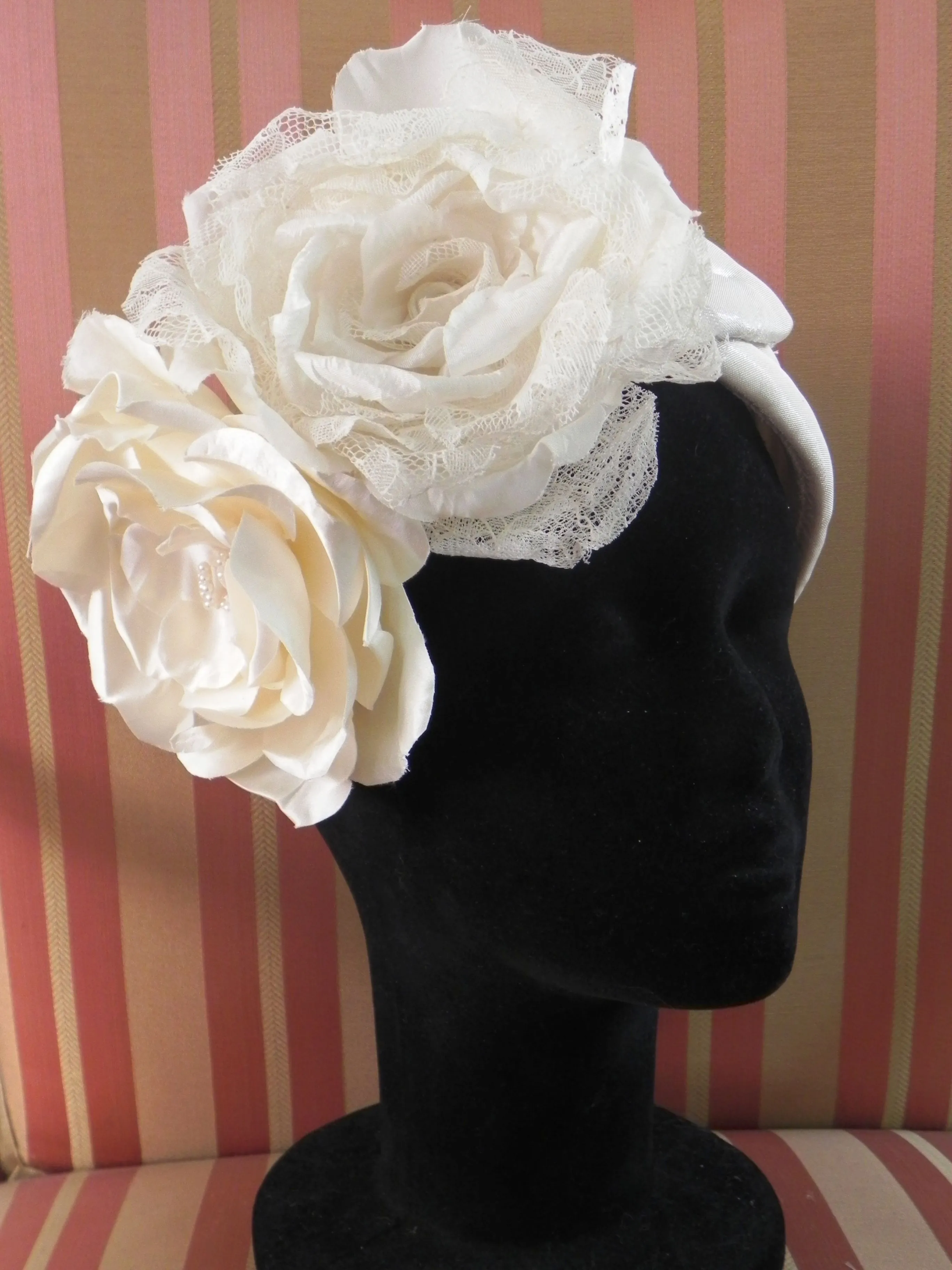 artesanos | Tocados Ángela Dachary