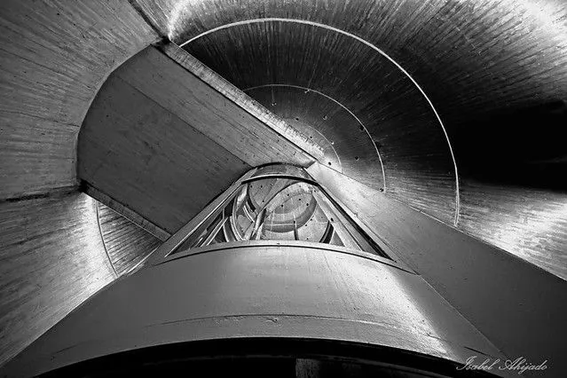ascensor solarizado | Flickr - Photo Sharing!