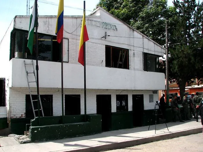 Atacan estación de Policía de Corinto, Cauca | Hostigamientos | EL ... Atacan estación de Policía de Corinto, Cauca | Hostigamientos | EL ...
