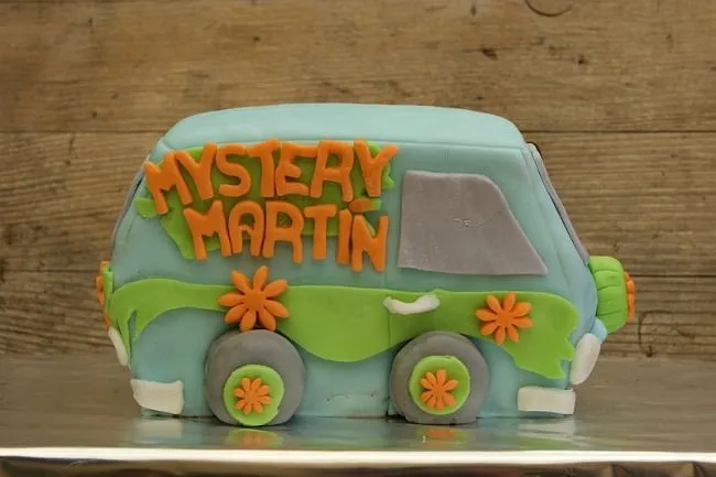 Atrapada....en mi fábrica de azúcar: TARTA FURGONETA SCOOBY DOO