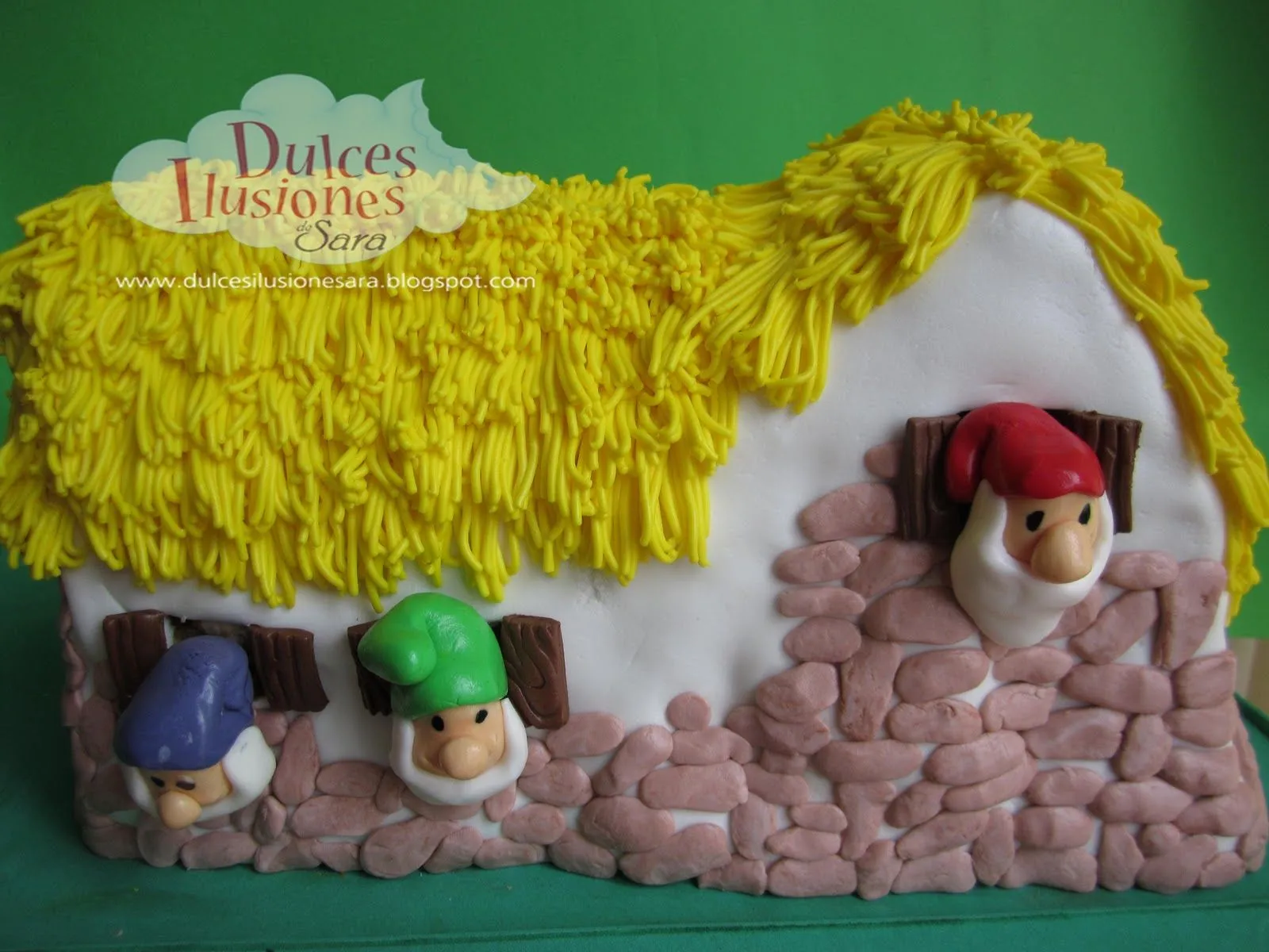 Atrapazucar: Tarta fondant "Blancanieves y los siete enanitos"