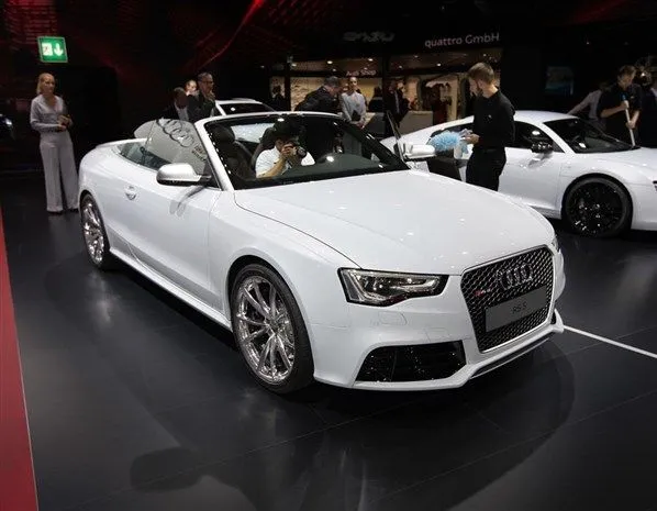 Audi RS5 Cabriolet: Es un carro con capacidad para 5 pasajeros el ... Audi RS5 Cabriolet: Es un carro con capacidad para 5 pasajeros el ...