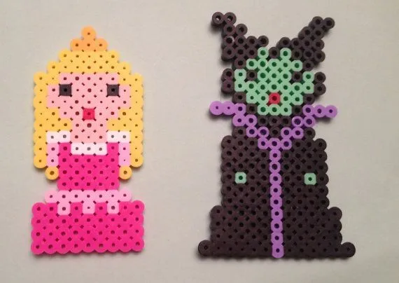 Aurora and Maleficent, Perler Beads, Geekery, magnet, christmas ... Aurora and Maleficent, Perler Beads, Geekery, magnet, christmas ...
