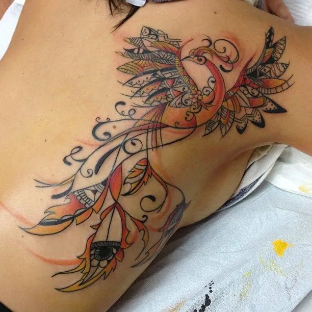 Ave Fénix - Tatuajes para Mujeres