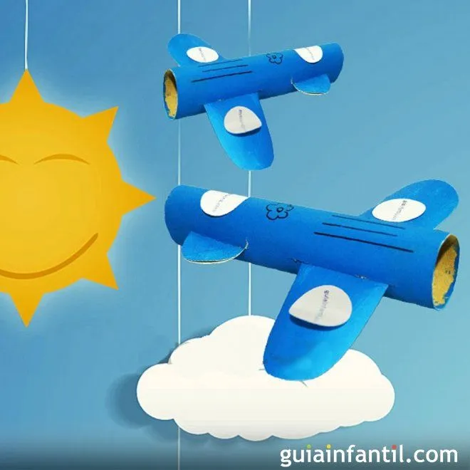 Avión para niños con materiales de reciclaje Avión para niños con materiales de reciclaje