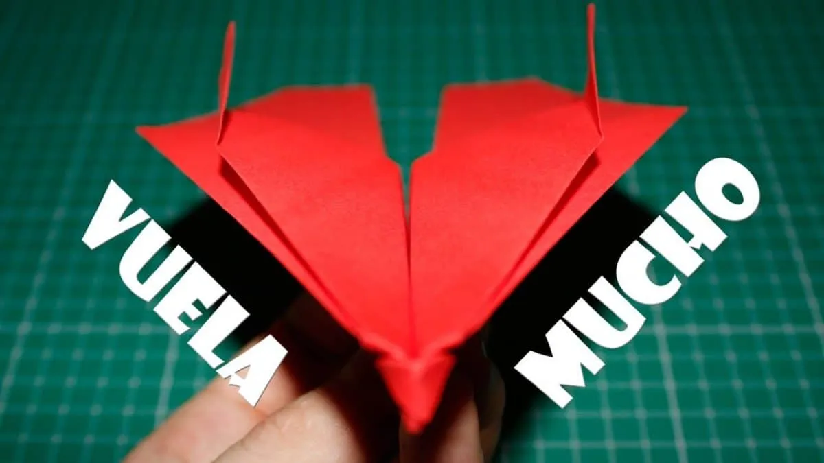 Cómo hacer un avión de papel que vuele mucho tiempo + 10 plantillas – FUNLADE Cómo hacer un avión de papel que vuele mucho tiempo + 10 plantillas – FUNLADE