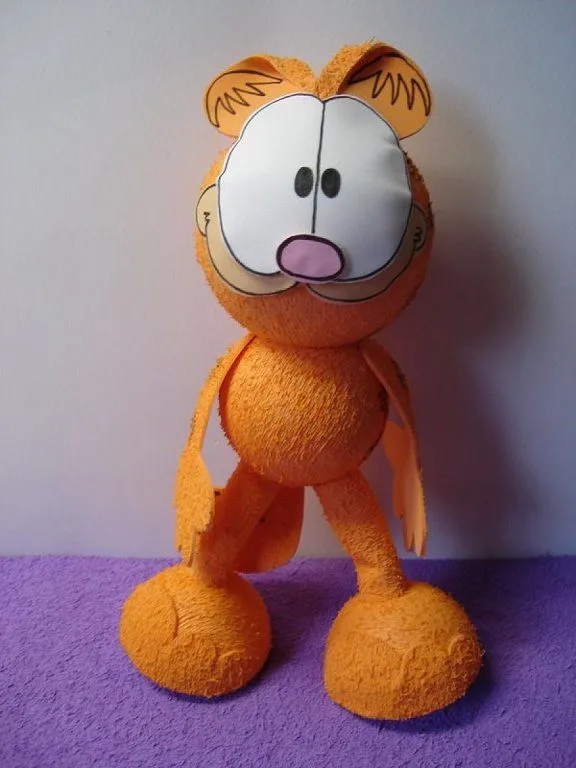AYUDA FOFUCHO GARFIELD | Aprender manualidades es facilisimo.com AYUDA FOFUCHO GARFIELD | Aprender manualidades es facilisimo.com