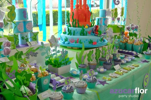 Centros de mesa hechos con pasteles de la Sirenita - Imagui Centros de mesa hechos con pasteles de la Sirenita - Imagui