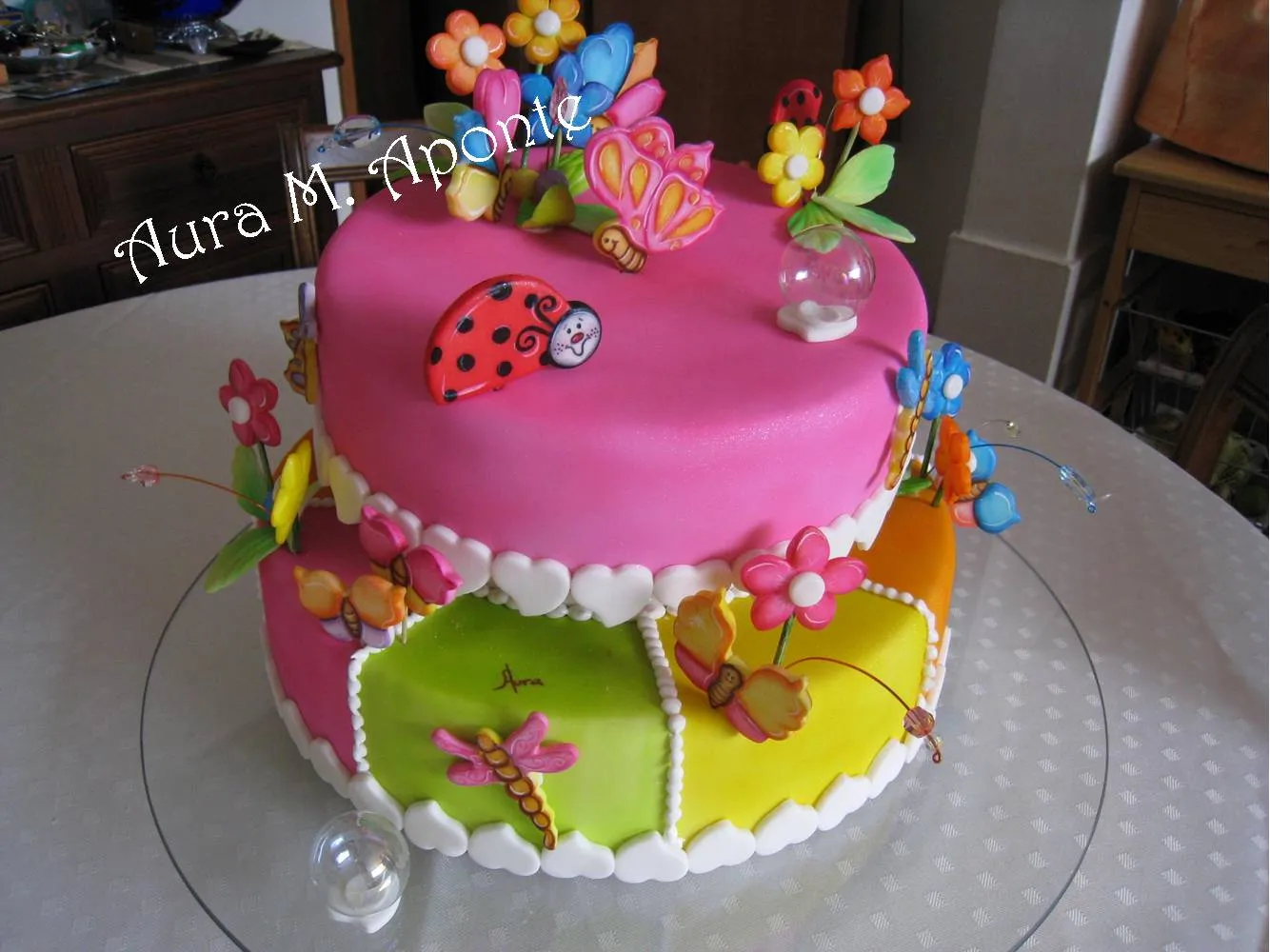 ... mariposas libelulas coquitos flores y algo de pedreria absolutamente ... mariposas libelulas coquitos flores y algo de pedreria absolutamente