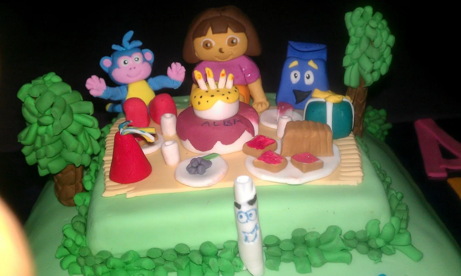 azucARTErapia: Pastel Dora la Exploradora