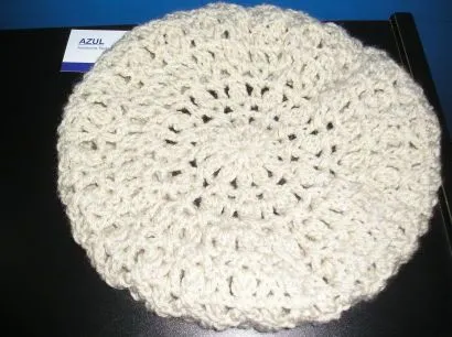 Patrones de boinas tejidas a crochet - Imagui