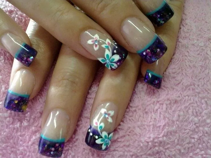 Azul con escarcha | uñas | Pinterest