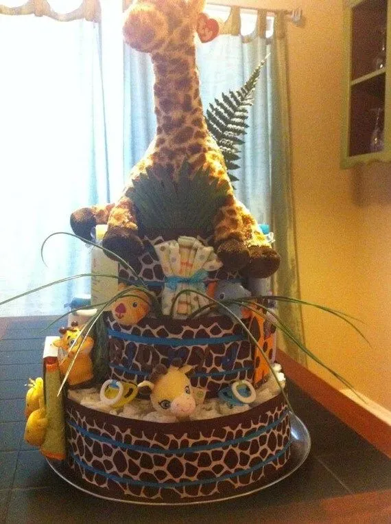 Azul pastel de pañales jirafa Safari por DivaDiapers en Etsy