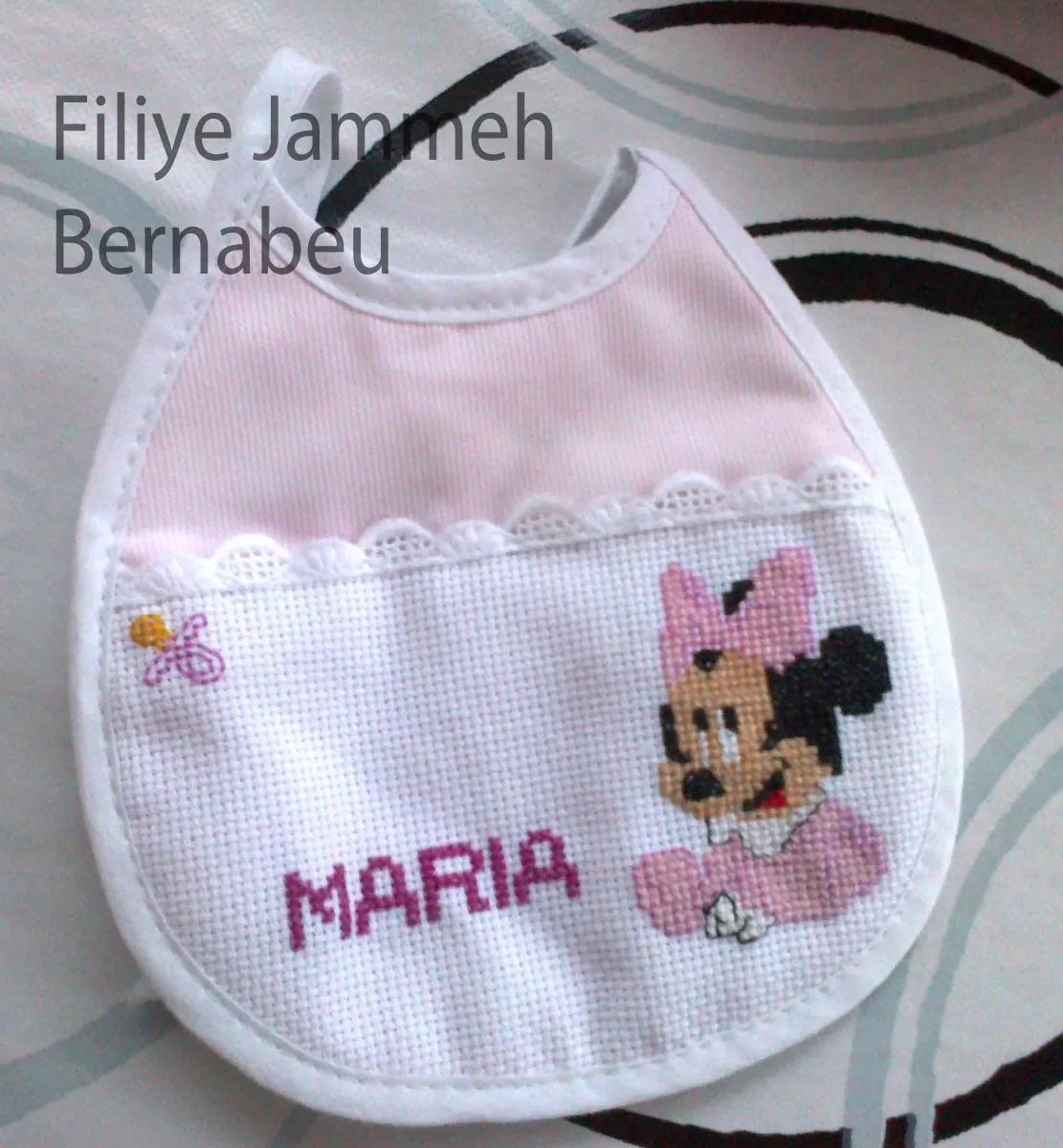 MANUALIDADES DE GANCHILLO Y PEQUEÑAS COSAS: Baberos y babis ... MANUALIDADES DE GANCHILLO Y PEQUEÑAS COSAS: Baberos y babis ...