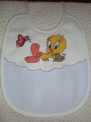 Baberos personalizados en punto de cruz - El Rincon de Loli Baberos personalizados en punto de cruz - El Rincon de Loli