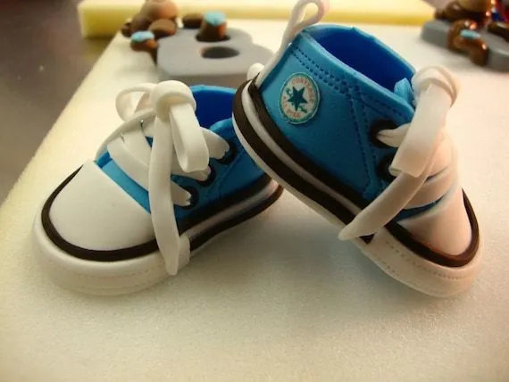 Baby Converse Cake Topper by KrazyKoolCakeDesigns on Etsy Baby Converse Cake Topper by KrazyKoolCakeDesigns on Etsy
