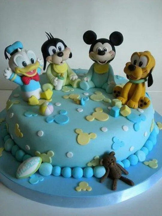 Baby Mickey mouse cake-Sammi is making one for Gio <3 | Fondant ...