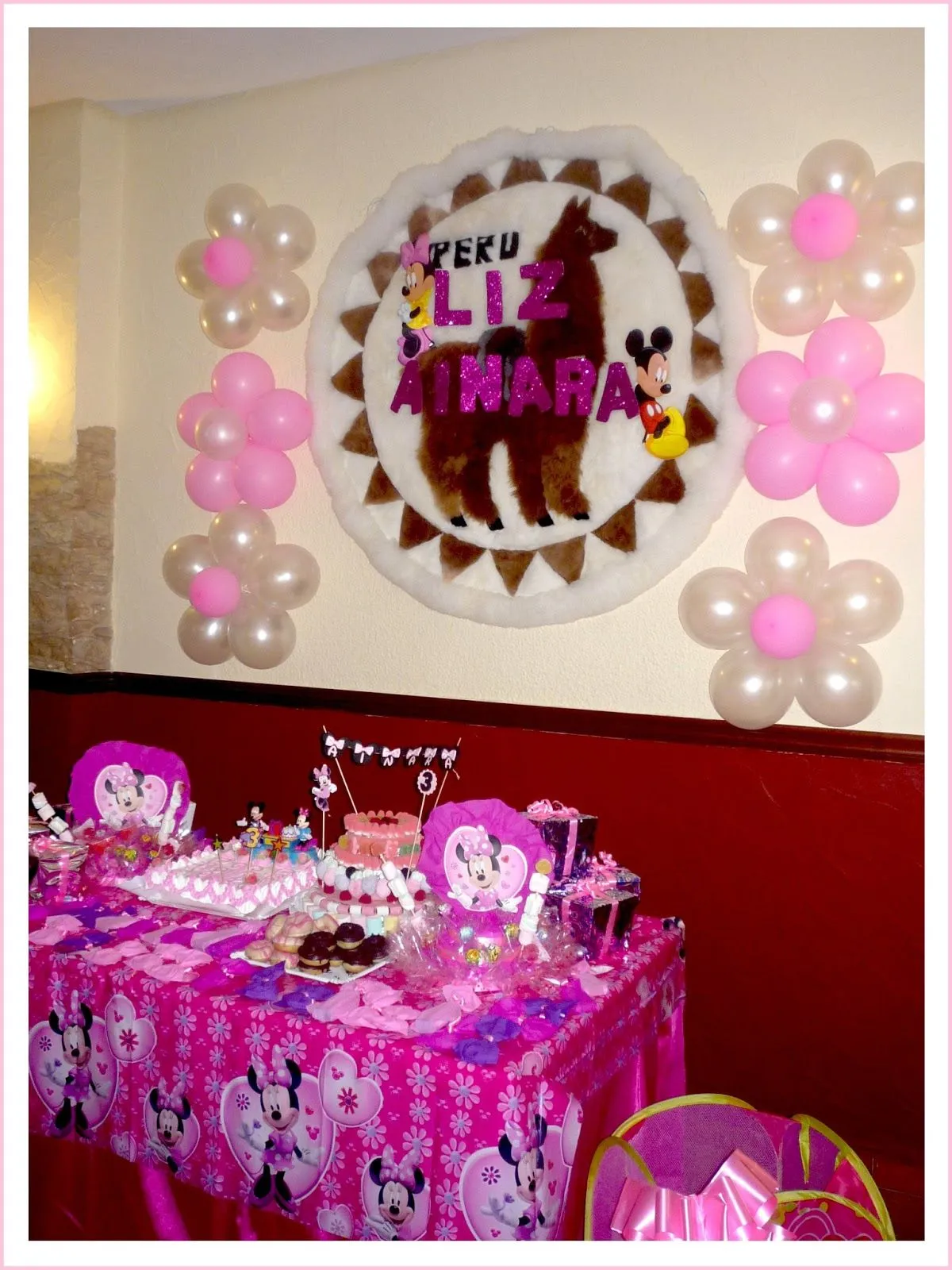Baby Nina Fiestas: Tarta de chuches Minnie Mouse para Ainara