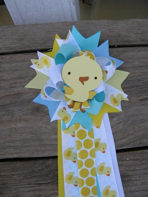 baby shower duck-duck corsage Rubber Duck Baby Shower por bonbow