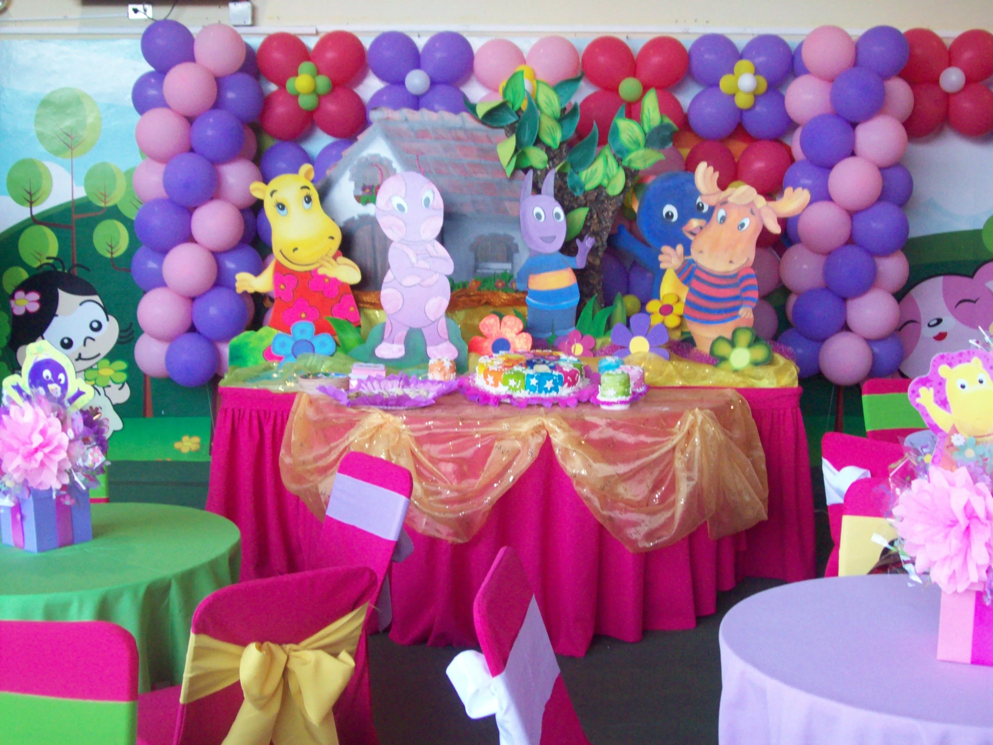 BACKJARDIGANS 3 | Chikitolandia