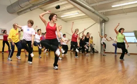 Baile entretenido: Zumba | La Actividad Física