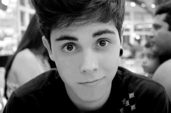Bajar fotos de hombres lindos - Imagui