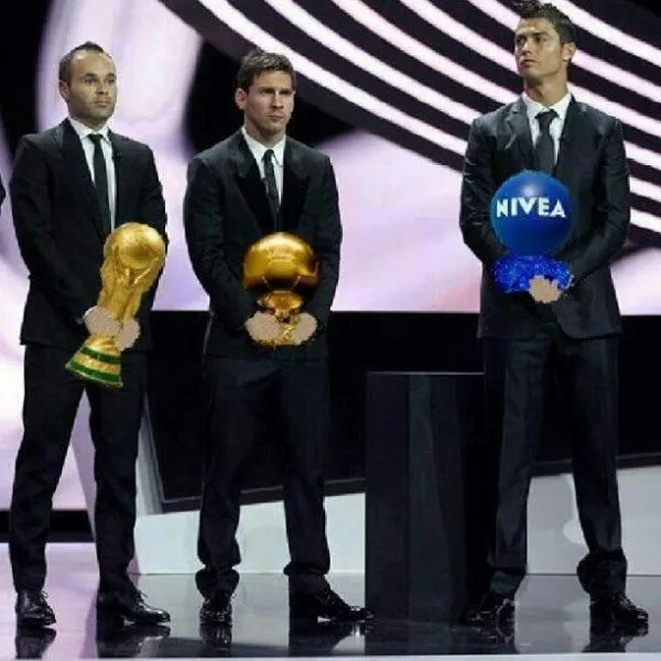 Imagenes de messi y cristiano ronaldo graciosas - Imagui Imagenes de messi y cristiano ronaldo graciosas - Imagui