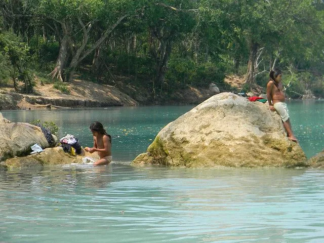 Bañandose en el Rio - Imagui
