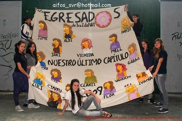 Banderas de egresados