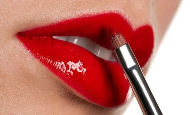 Barra de Labios de Moda Primavera – Verano 2013 | De compras por ... Barra de Labios de Moda Primavera – Verano 2013 | De compras por ...
