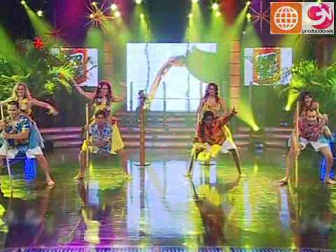 Batalla de grupos con coreografías hawaianas (Reyes del Show PERU ...