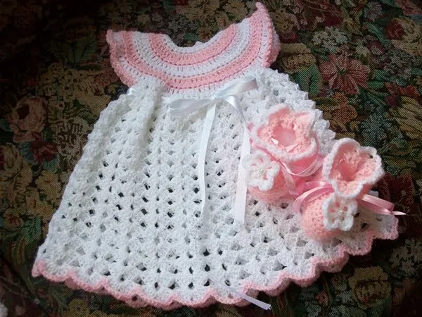 Batitas para bebé en crochet - Imagui