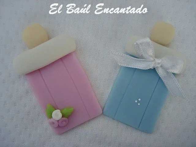EL BAUL ENCANTADO: SOUVENIRS: Mamaderas (apliques) EL BAUL ENCANTADO: SOUVENIRS: Mamaderas (apliques)
